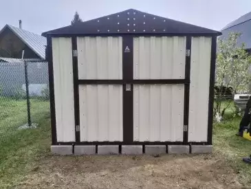 Хозблок для садовой техники и квадроцикла в двойной расцветке в дер. Мишнево, г.о. Щелково, МО